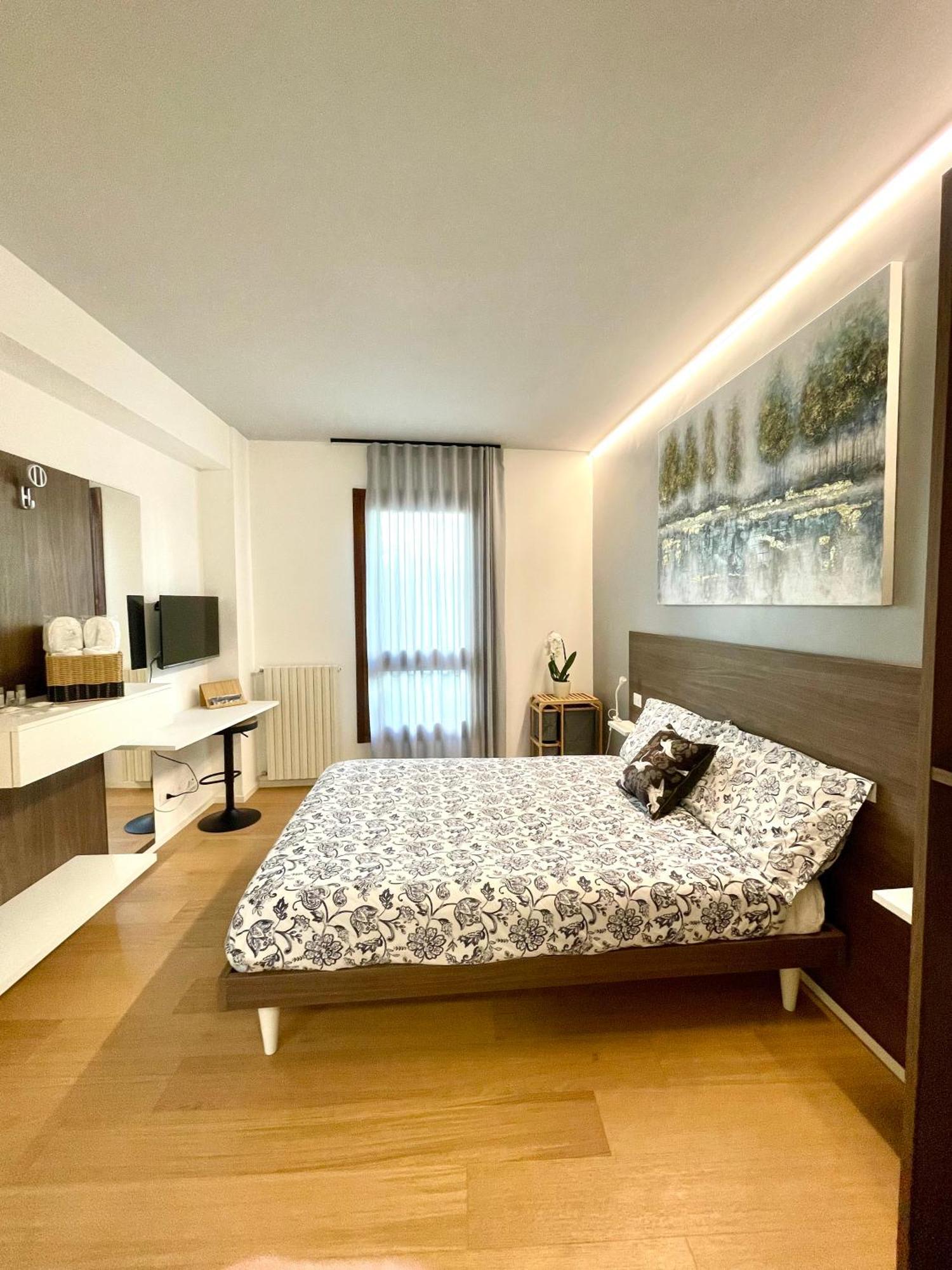 Locatelli Apartments - Patio Living "Cordyline" 파도바 외부 사진